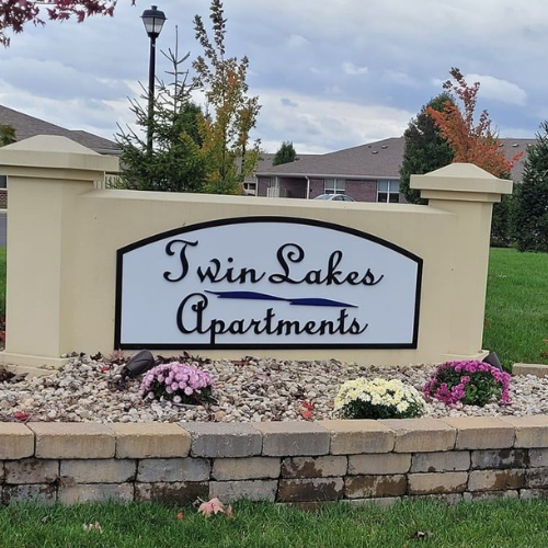 Twin Lakes Apartments