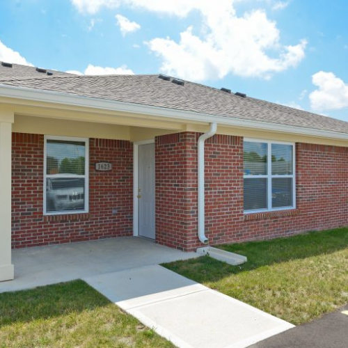 Twin Lakes Apartments