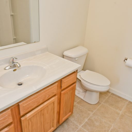 Twin Lakes Apartments