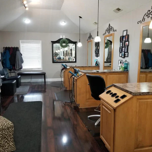 Mane Attraction Studio Salon